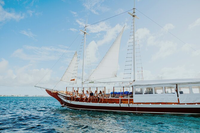 Luxury Four-Course Caribbean Dinner Cruise Experience - Sailing the west coast as the sun drops