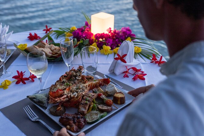Luxury Private Sunset Cruise and Motu Dinner in Bora-Bora - A three-course dinner with Polynesian touches