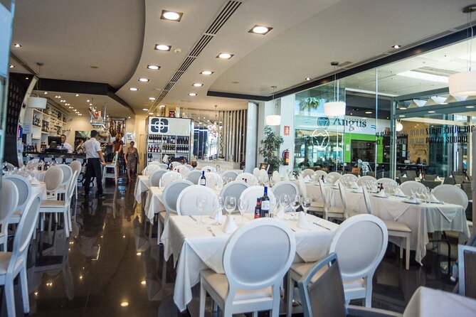 Malaga Sunset Cruise and Restaurant Dinner - Timing, weather, and useful preparation