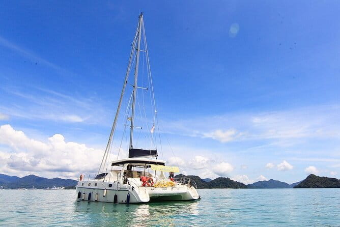 Manta Blu Sunset Cruise @ Langkawi with Dinner & Free Flow Drinks - What the crew adds to the experience
