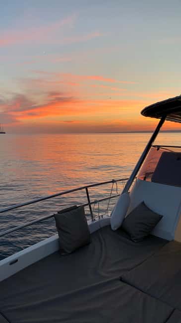 Marseille: Sunset Boat Cruise with Dinner and Drinks - Should you book the Eco-Calanques sunset cruise?