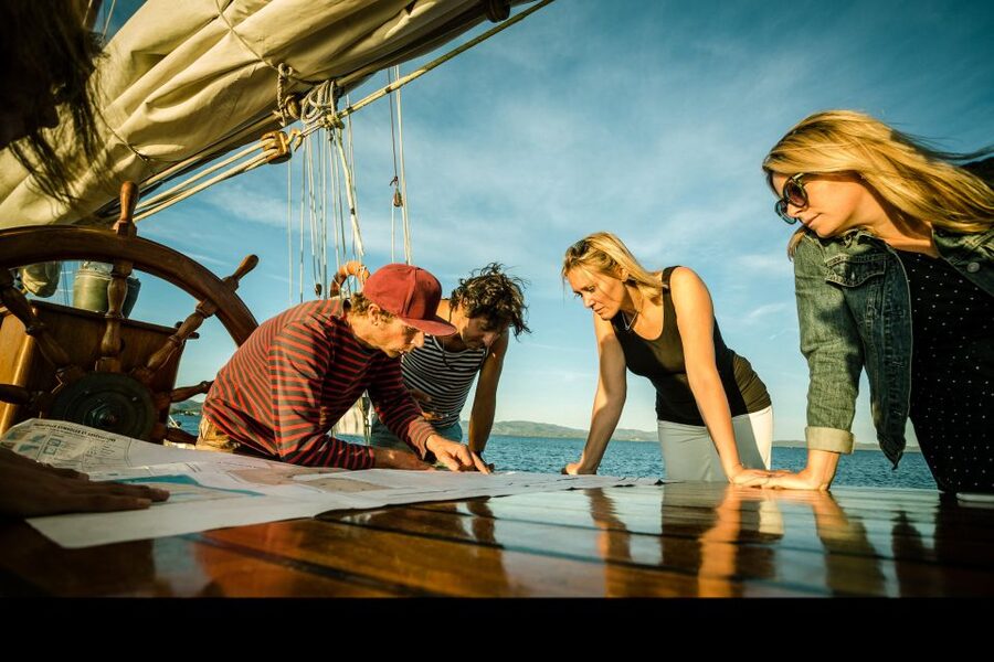 Marseille: Sunset Sailing Cruise with Dinner and Wine - Why this sunset sail works so well in Marseille