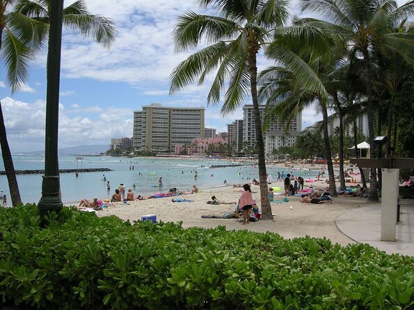 Moonlight Dinner Cruise in Honolulu - What the Prince Kuhio cruise is really like