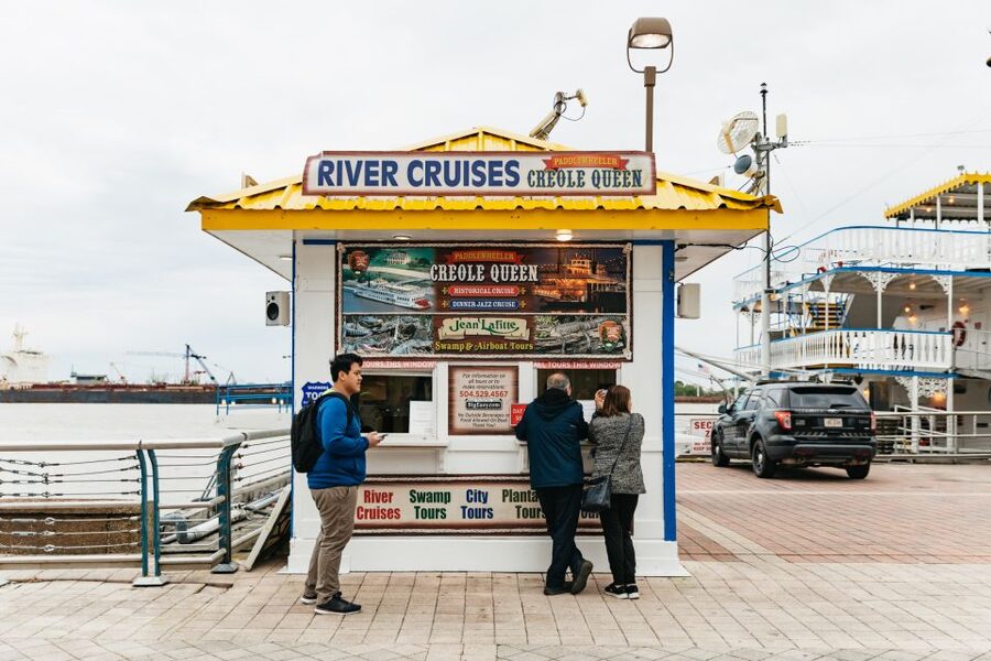 New Orleans: Evening Jazz Boat Cruise with Optional Dinner - Who will get the most from the $60 price