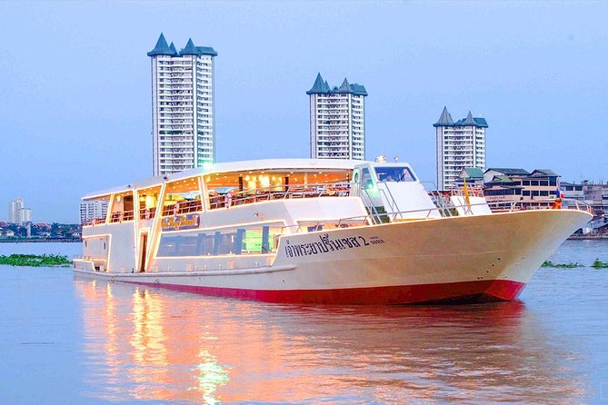 New Year Party : Chao Phraya Princess Dinner Cruise at Bangkok Admission Ticket - Live Filipino music and the New Year atmosphere