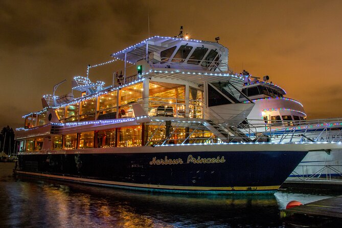 New Year's Eve Dinner Cruise through Vancouver Harbor - Accessibility, pets, and practical comfort