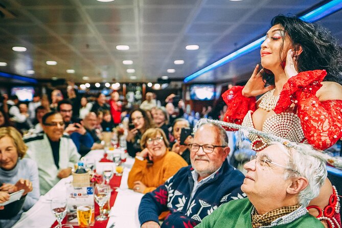 New Year's Party on the Bosphorus Dinner Cruise - Who should book this Bosphorus cruise?