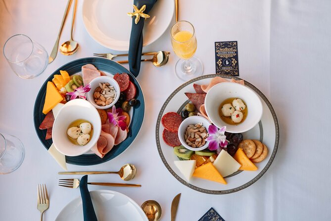 New York City Dinner Cruise with Live Music - A five-course meal with mixed results