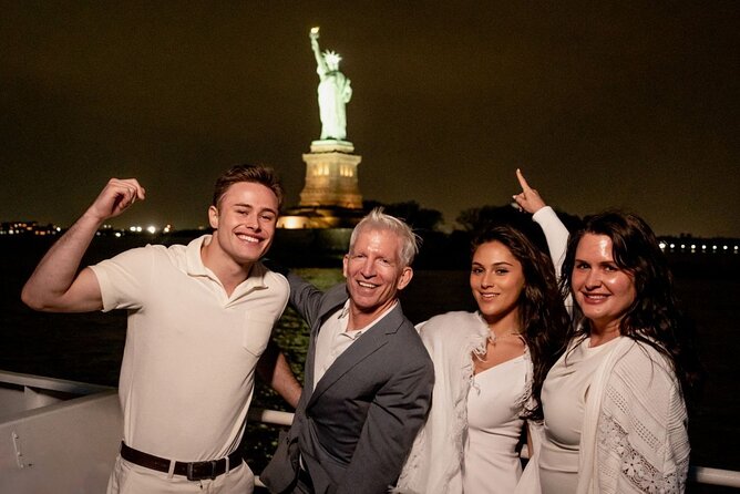 New York City Skyline Dinner Cruise - What the evening is really about