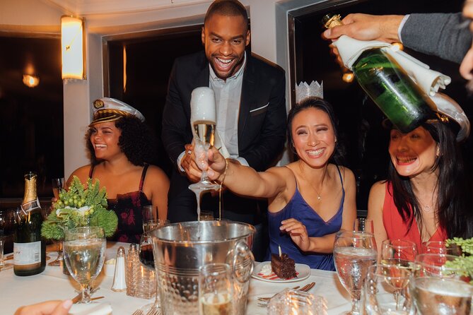 New York Pier 15 New Year's Eve Buffet Dinner Cruise - Buffet dinner, drinks, and the question of value