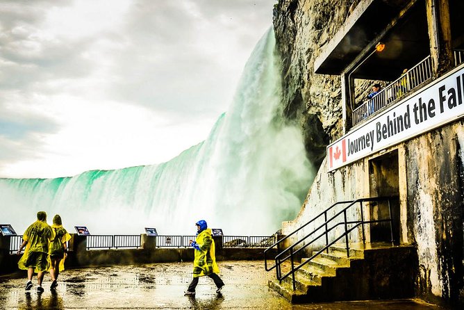 Niagara Falls Day and Evening Tour With Boat Cruise & Dinner (optional) - Table Rock and free time at the falls