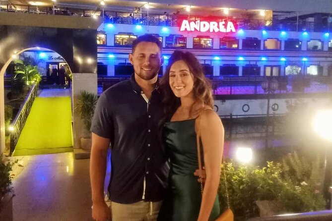 night-tour Nile dinner cruise with open buffet and belly dancer - What the Cairo night cruise is really like