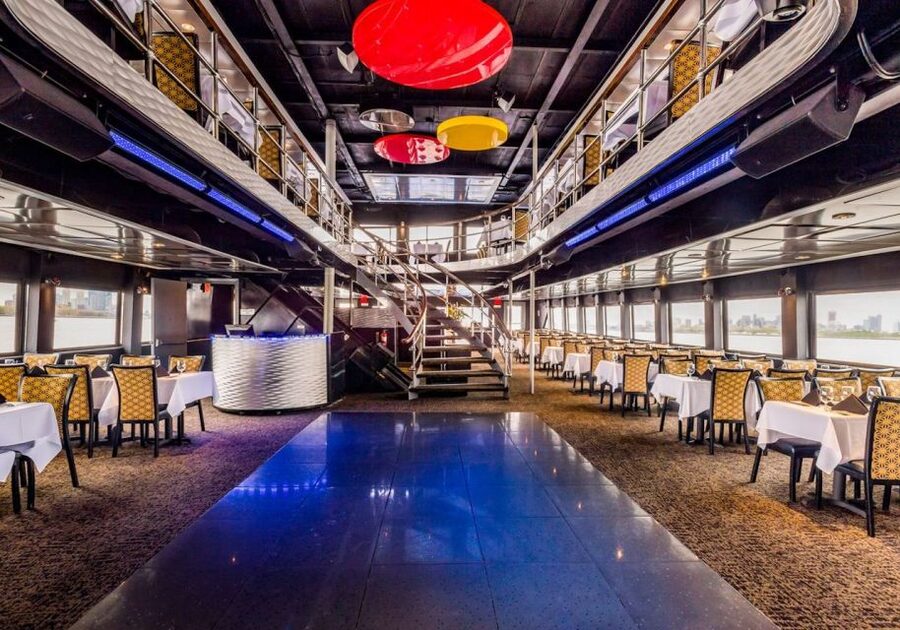 NYC: Christmas Day Buffet Brunch or Dinner Harbor Cruise - What the Christmas Day cruise is really like