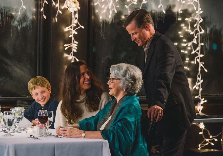 NYC: Christmas Day Buffet Brunch or Dinner Harbor Cruise - Boarding at Chelsea Piers
