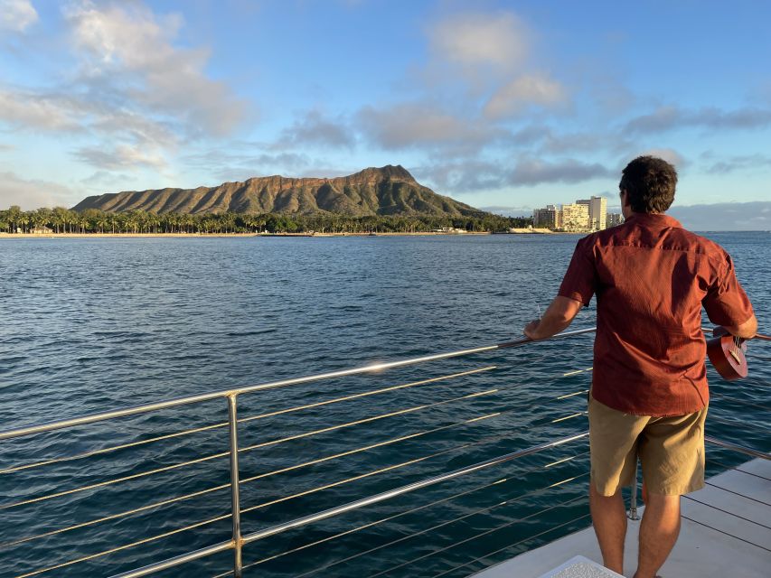 Oahu: Traditional Canoe Sunset Cruise with Dinner - Stories and songs along the Honolulu coast