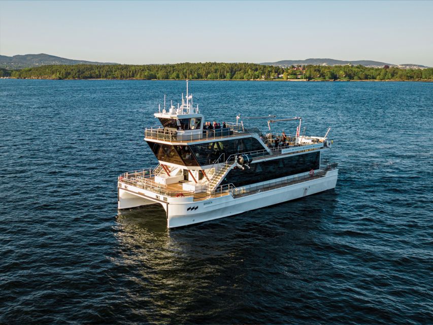 Oslo: 3-Course Dinner & Live Music Cruise on the Oslofjord - Sailing past the Opera House and Oslo’s harbor icons