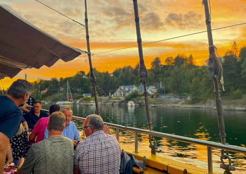Oslo: Oslofjord Fjord-Style Dinner Cruise - What the boat feels like once you are aboard