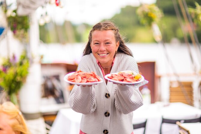 Oslofjord Dinner Cruise on a sailing ship - What the three-hour route feels like