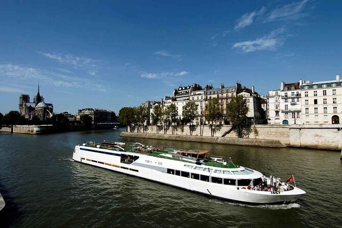 Overnight Stay onboard Paris Seine River Dinner with Cruise - Who Will Enjoy This Seine Overnight Cruise