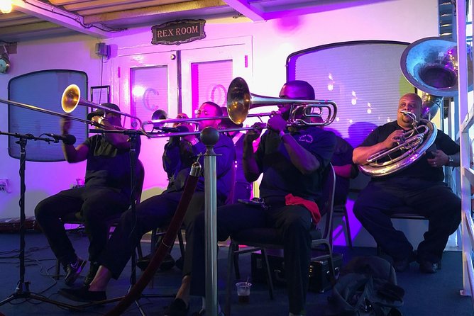 Paddlewheeler Creole Queen Jazz Dinner Cruise in New Orleans - Live jazz is the heart of the evening