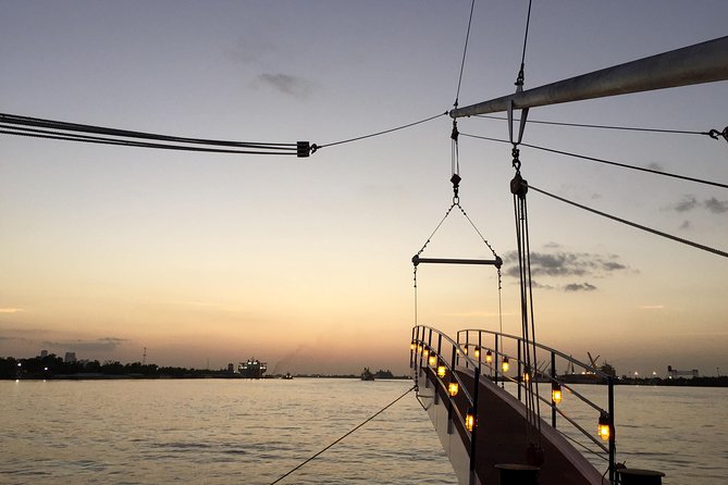 Paddlewheeler Creole Queen Jazz Dinner Cruise in New Orleans - The promenade deck after sunset