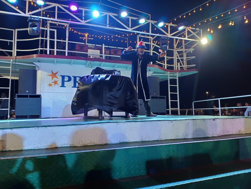 Panaji: Dinner Cruise with Drinks and Live Entertainment - The included drink and the first river views