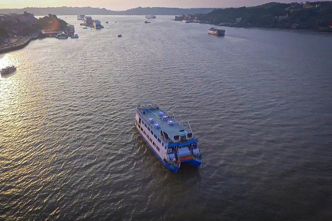 Paradise Dinner Cruise - What the $17.87 price covers