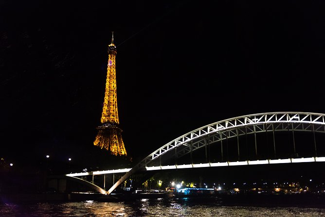 Paris 3-Courses Gourmet Dinner Seine River Cruise with Champagne - What dinner is actually like on board