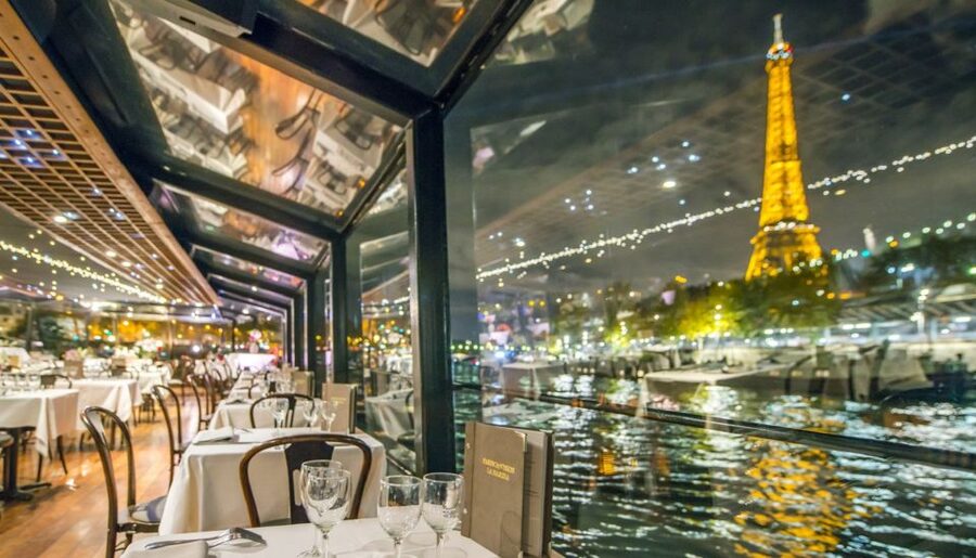 Paris: Dinner Cruise on the Seine and Eiffel Tower 2nd floor - From Port de Solférino to the Eiffel Tower