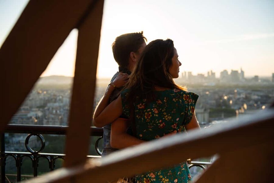Paris: Dinner Cruise on the Seine and Eiffel Tower 2nd floor - Is $188 a fair price?