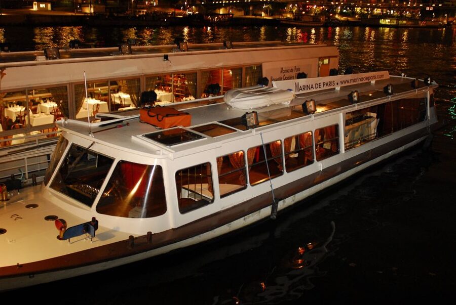Paris: Dinner Cruise on the Seine and Eiffel Tower 2nd floor - What you see during the 1 hour 15 minute river route