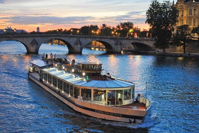 Paris en Scene 3 Course Seine River Dinner Cruise - Boarding near the Statue of Liberty on Île aux Cygnes