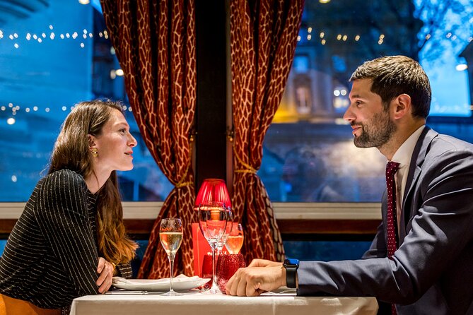 Paris Seine River Dinner Cruise by Maxim's with Champagne & Music - What this Paris dinner cruise is really selling