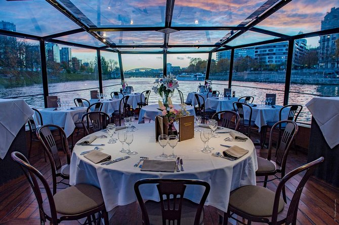 Paris Seine River Dinner Cruise with Champagne and Window Seating - The Statue of Liberty and the Return Toward the Islands