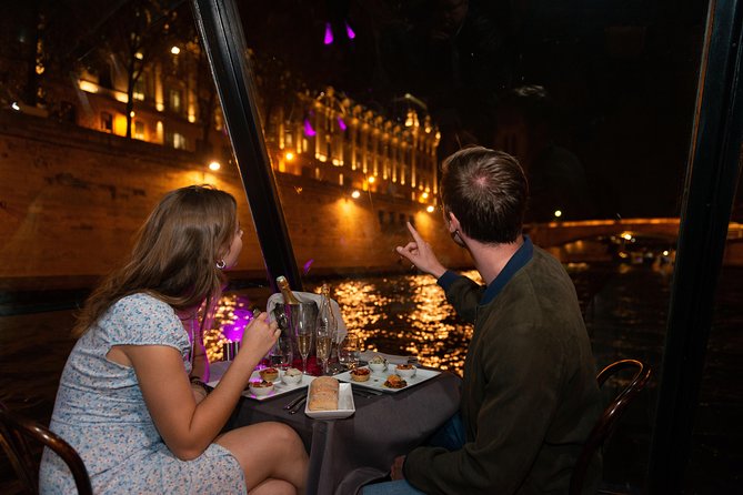 Paris Seine River Dinner Cruise with Champagne and Window Seating - What Arrives at the Table