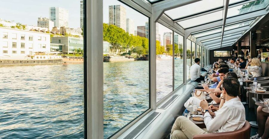 Paris: Seine River Panoramic Views Dinner Cruise - Île aux Cygnes and the Statue of Liberty