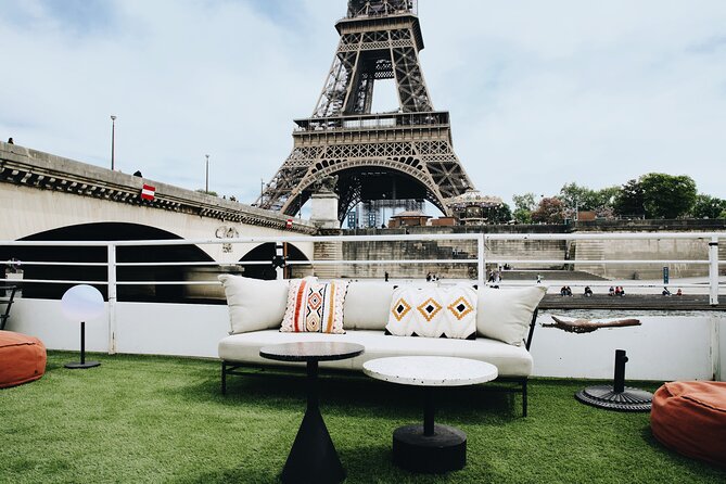 Paris Theo Boat Seine River Italian Trattoria Style Dinner Cruise - Service and birthday touches