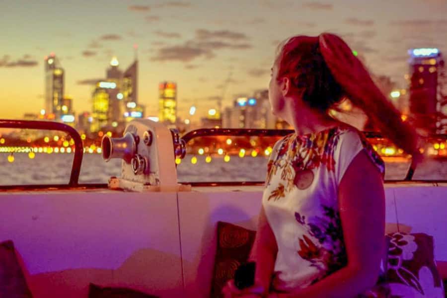Perth: Swan River Dinner Cruise - Boarding at Barrack Street Jetty