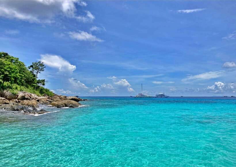 Phuket: Coral Island Catamaran Cruise with Sunset Dinner - Coral Island beach time
