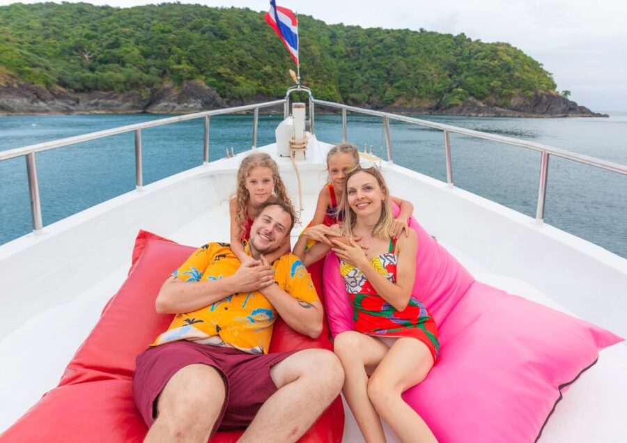 Phuket: Melody Sunset Dinner Cruise - Service, comfort, and the overall mood