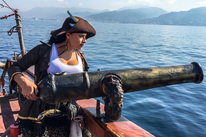 Pirate Ship Premium Dinner Cruise with Show - Music, pirates, and audience energy