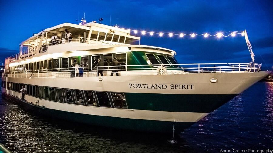 Portland: Dinner Cruise on the Willamette River - Why the Willamette River makes this dinner special