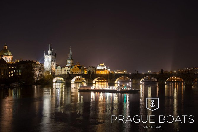 Prague Boats 3-hours Crystal Dinner Cruise - Live music changes the tone of the cruise