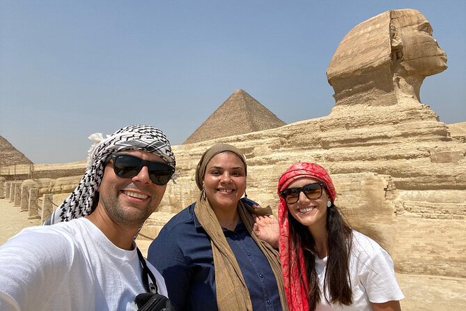 Private Guided Day Tour: Giza Pyramids, Egyptian Museum and Nile Dinner Cruise - Ending the day on a Nile dinner cruise