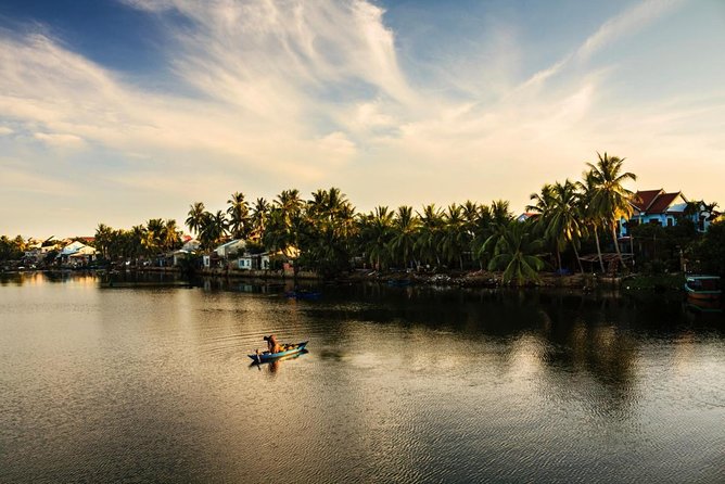 Private Hoi An Bike, Thu Bon River Cruise & Dinner Experience - A countryside start outside central Hoi An