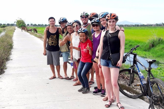 Private Hoi An Bike, Thu Bon River Cruise & Dinner Experience - Guides, equipment, and the points that need checking