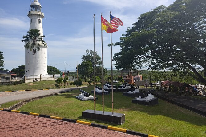 Private Kuala Selangor Firefly Day Trip Include Dinner &Boat Ride - Seafood dinner and the rhythm of the day