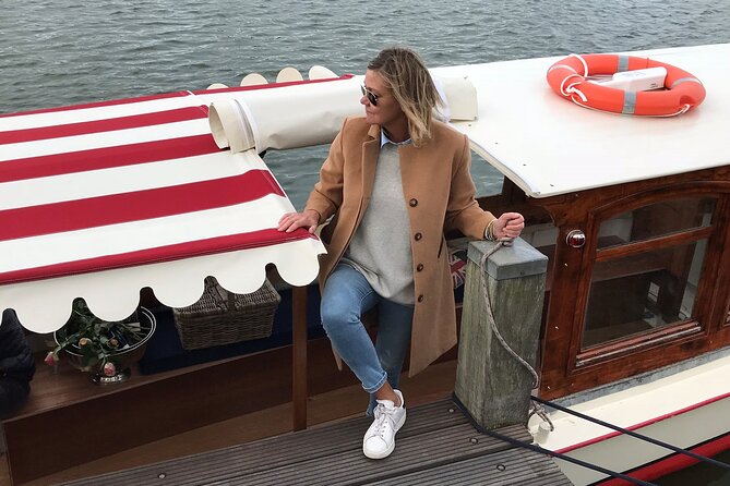 Private Lunch or Dinner Cruise for 4 Guests - Key points to know