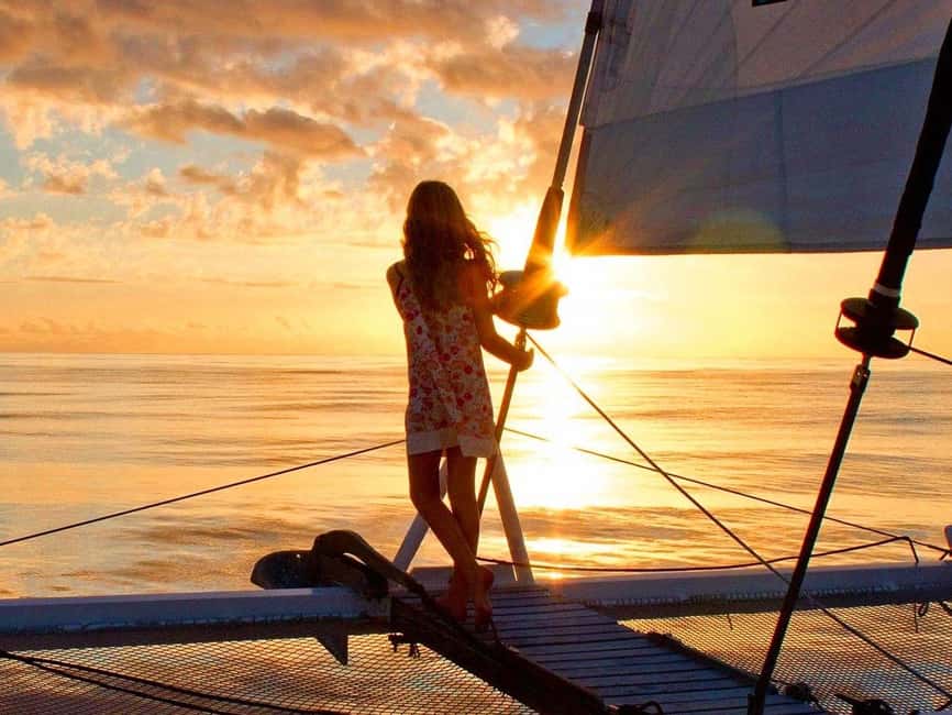 Rethymno: Luxury Sunset Cruise with Dinner and Drinks - Who will enjoy this cruise most?
