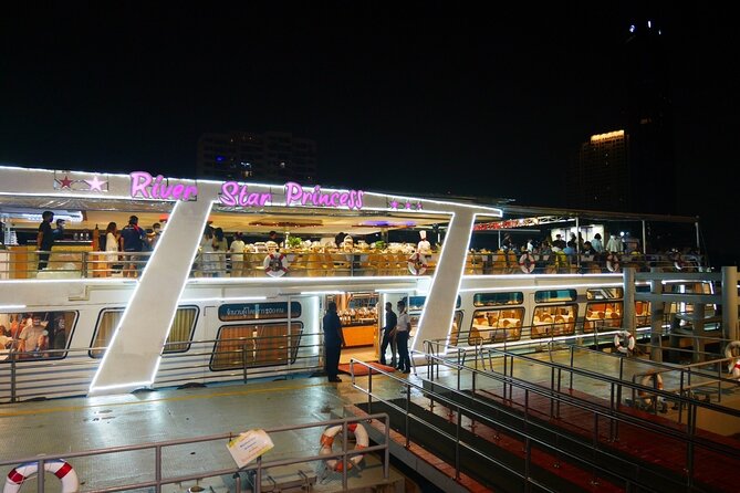 River Star Princess Dinner Cruise: Bangkok Chao Phraya River - What the River Star Princess evening is really like